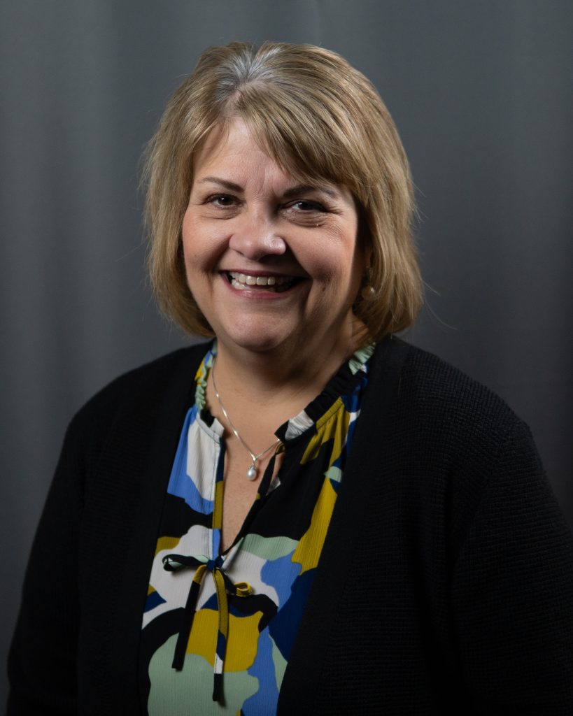 Lisa Iverson Hover Image